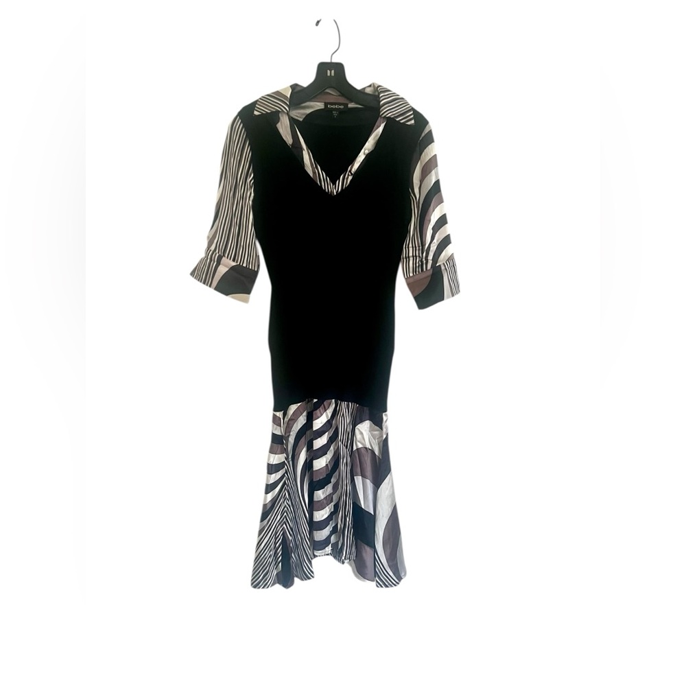 💁🏻‍♀️bebe Y2K Multicolor Striped V-Neck Midi Dress